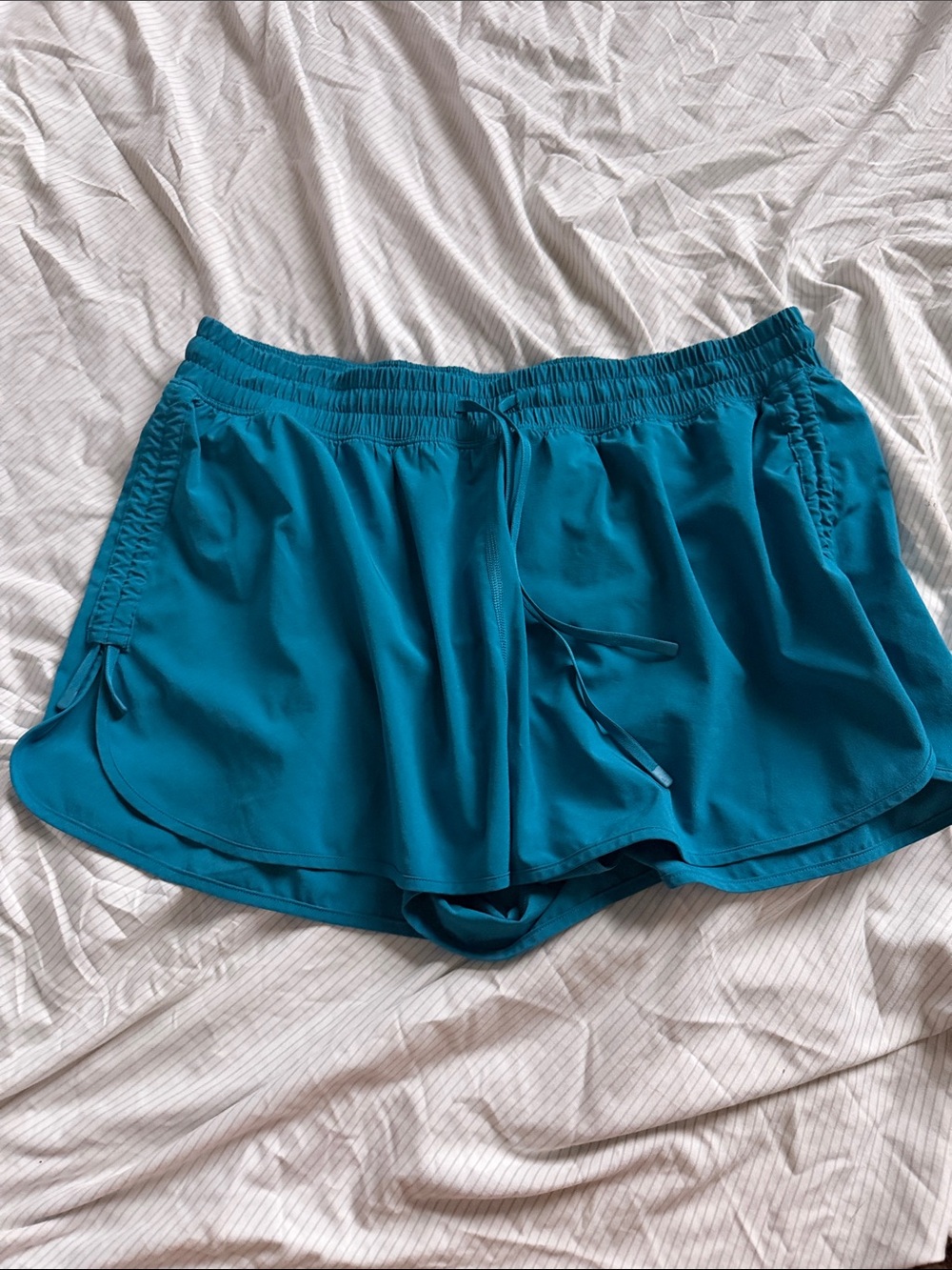 Lululemon Side-Cinch High-Rise Short 1.5"